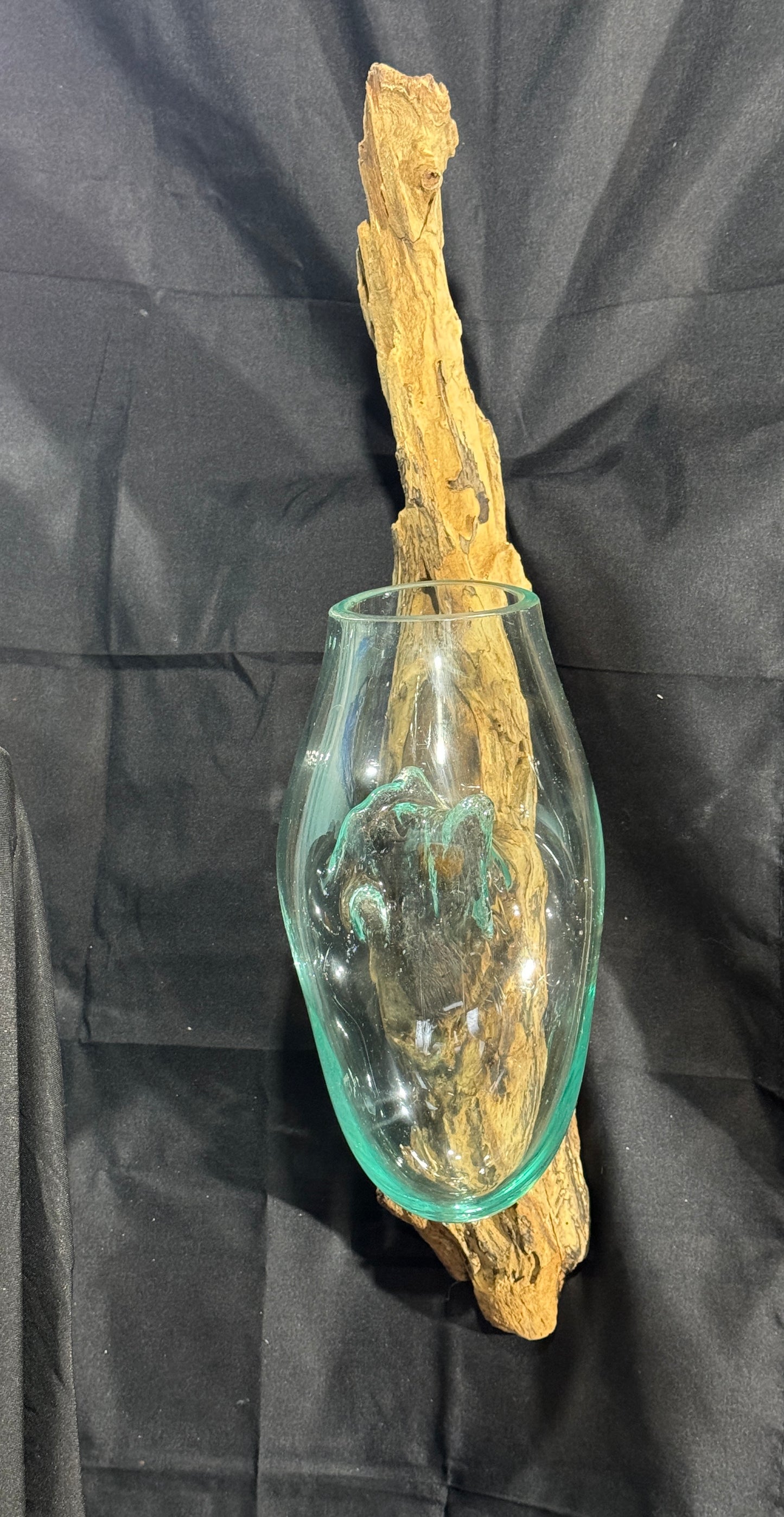 Wall hanger 18